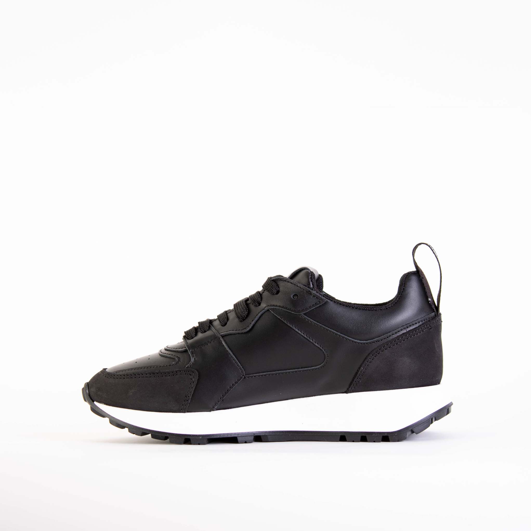 Roberto Cavalli Classic Logo Embossed Sneakers - Fizigo