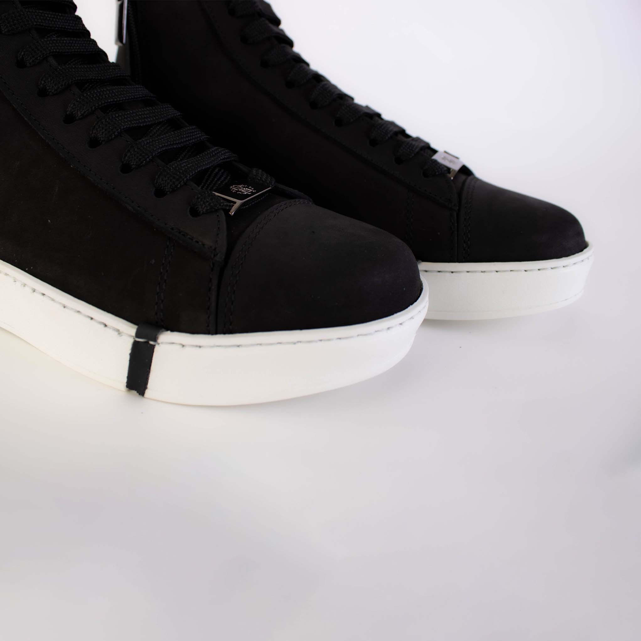 Roberto Cavalli Embossed Hi-Top Sneakers - Fizigo