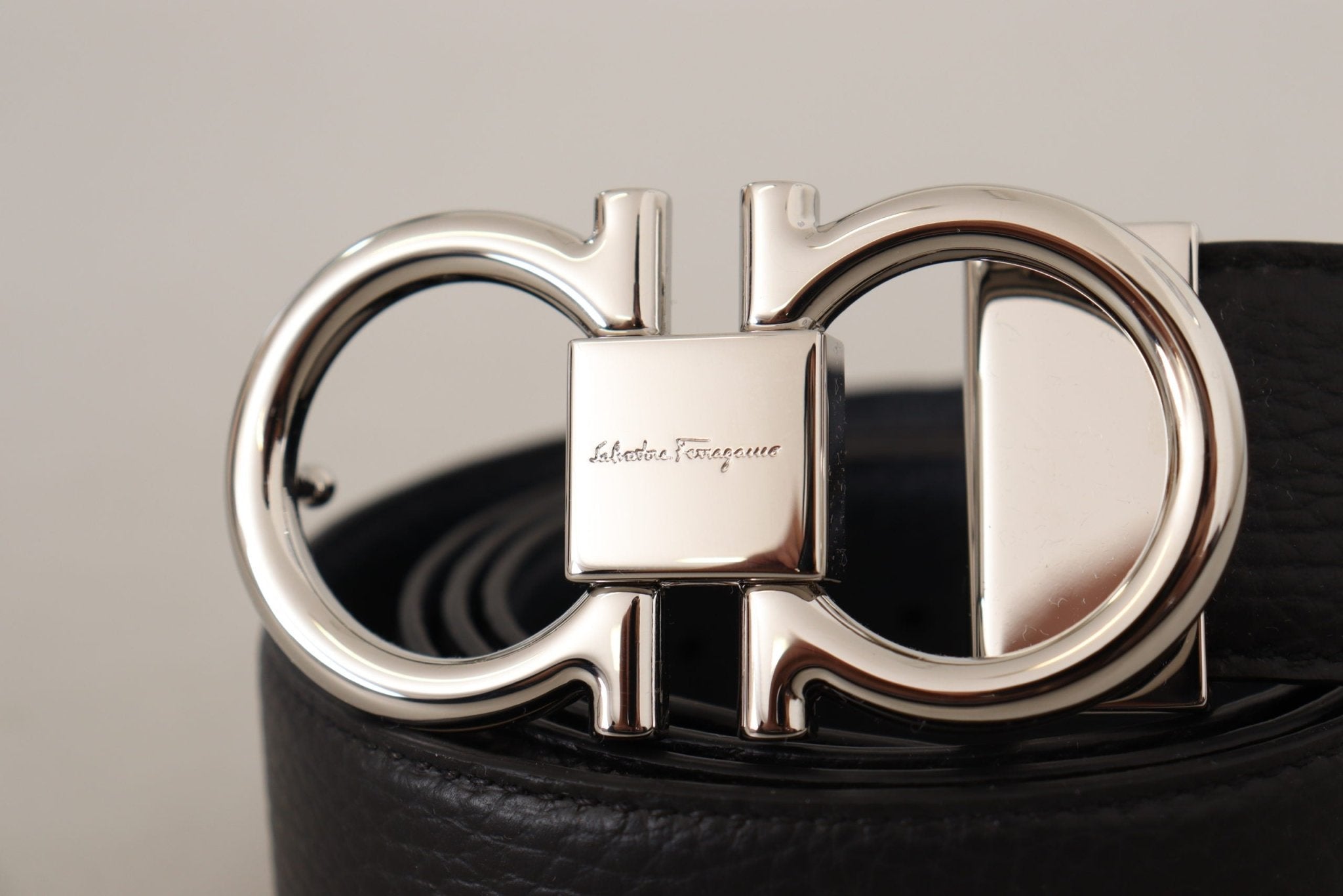Salvatore Ferragamo Black and Blue Calf Leather Reversible Belt - Fizigo